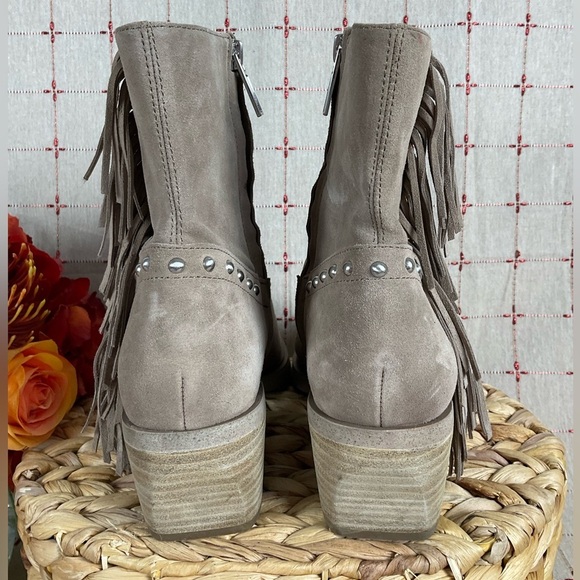Sam Edelman “Bernie” Fringe Suede Ankle Boots Size 8 Boho Western EUR 38 NWOB - Picture 5 of 9